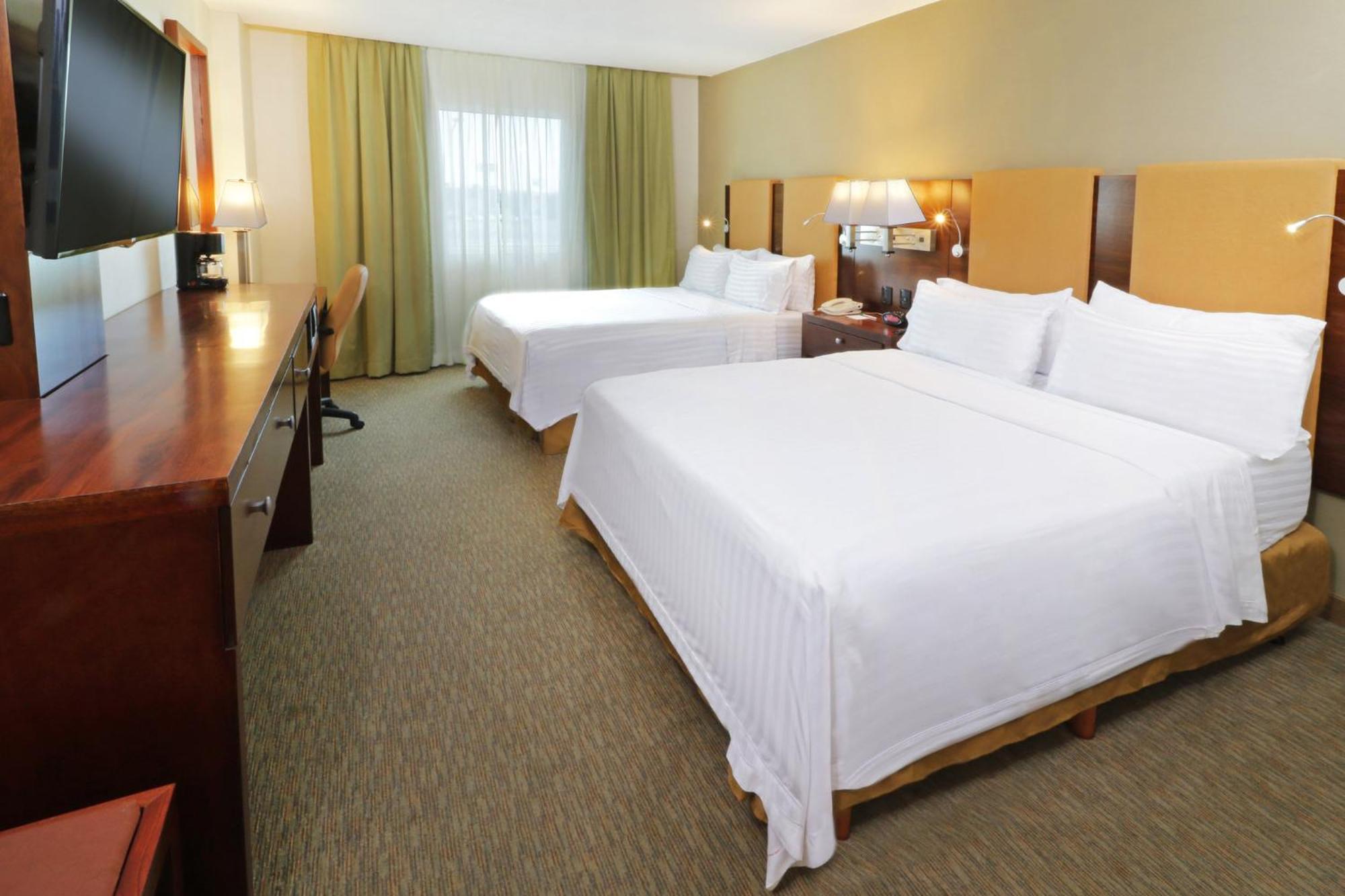 Holiday Inn Hotel & Suites Hermosillo Aeropuerto By Ihg Esterno foto